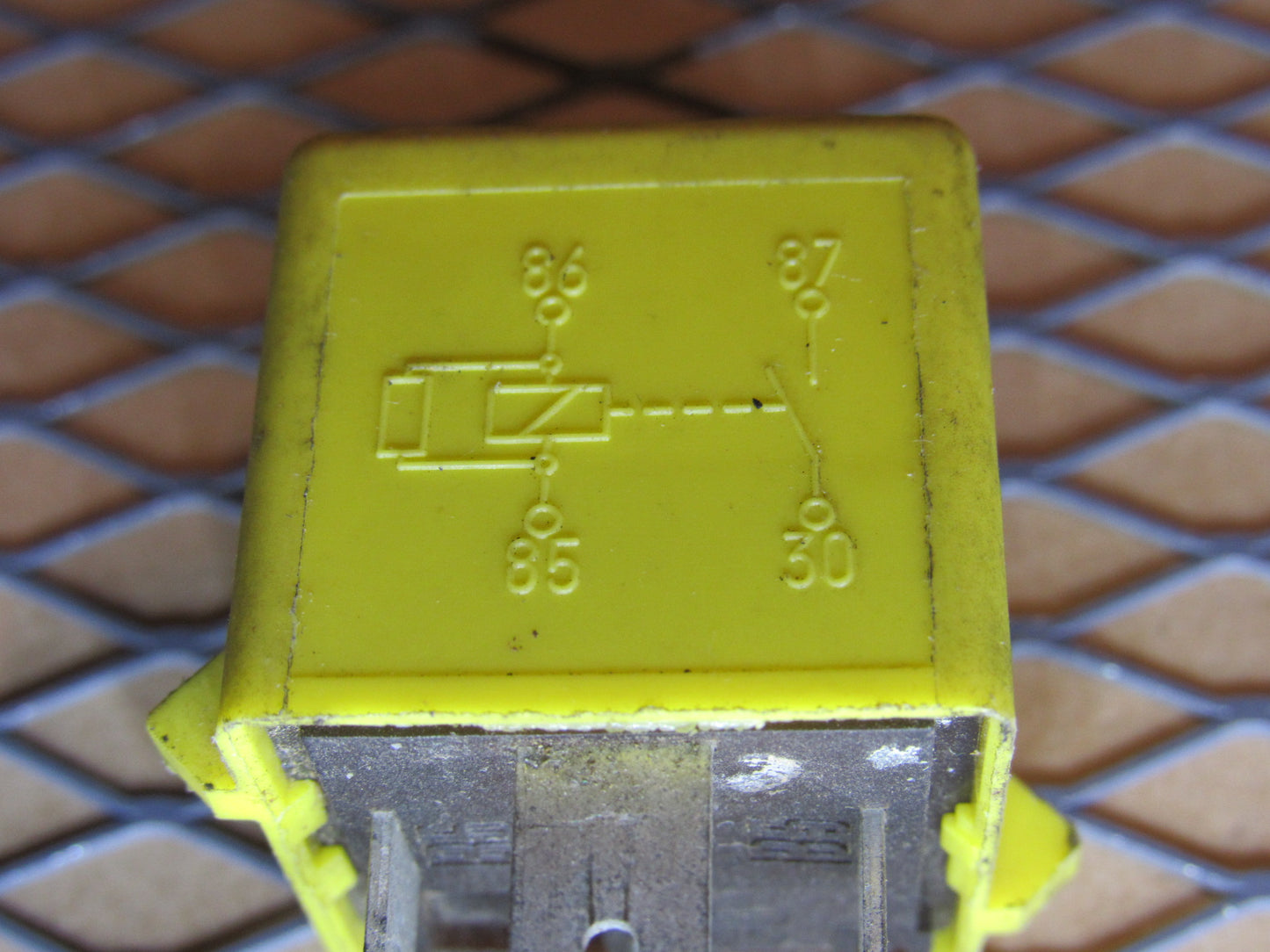 Land Rover Relay V23134-B52-X130