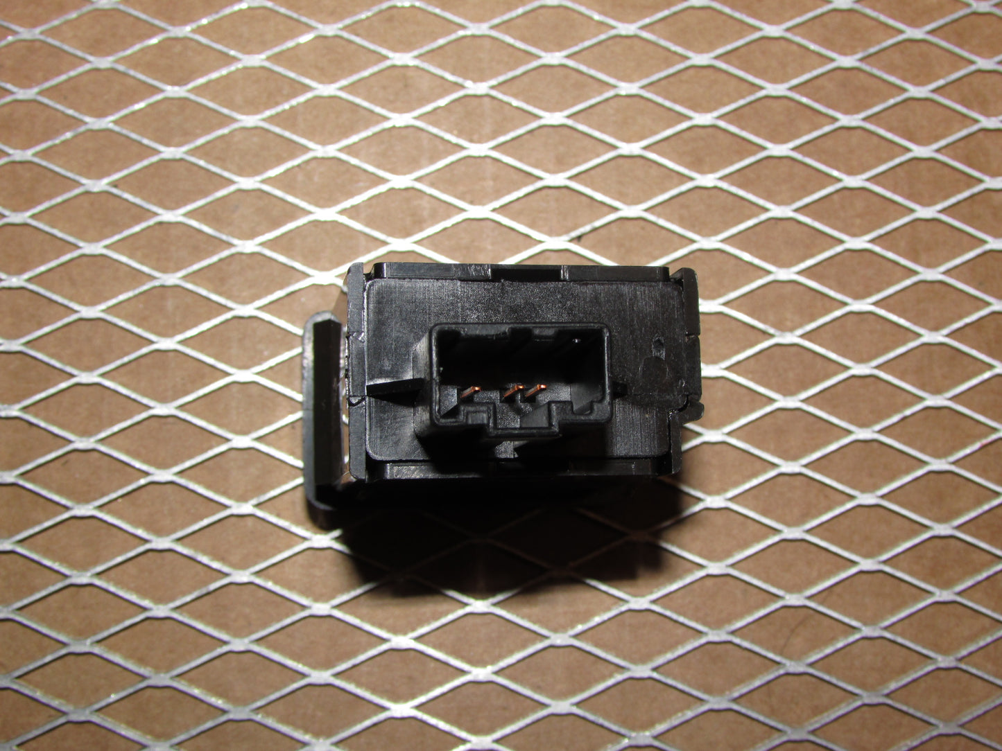 01 02 03 Infiniti QX4 OEM Front Power Seat Slider Adjustment Switch - Left