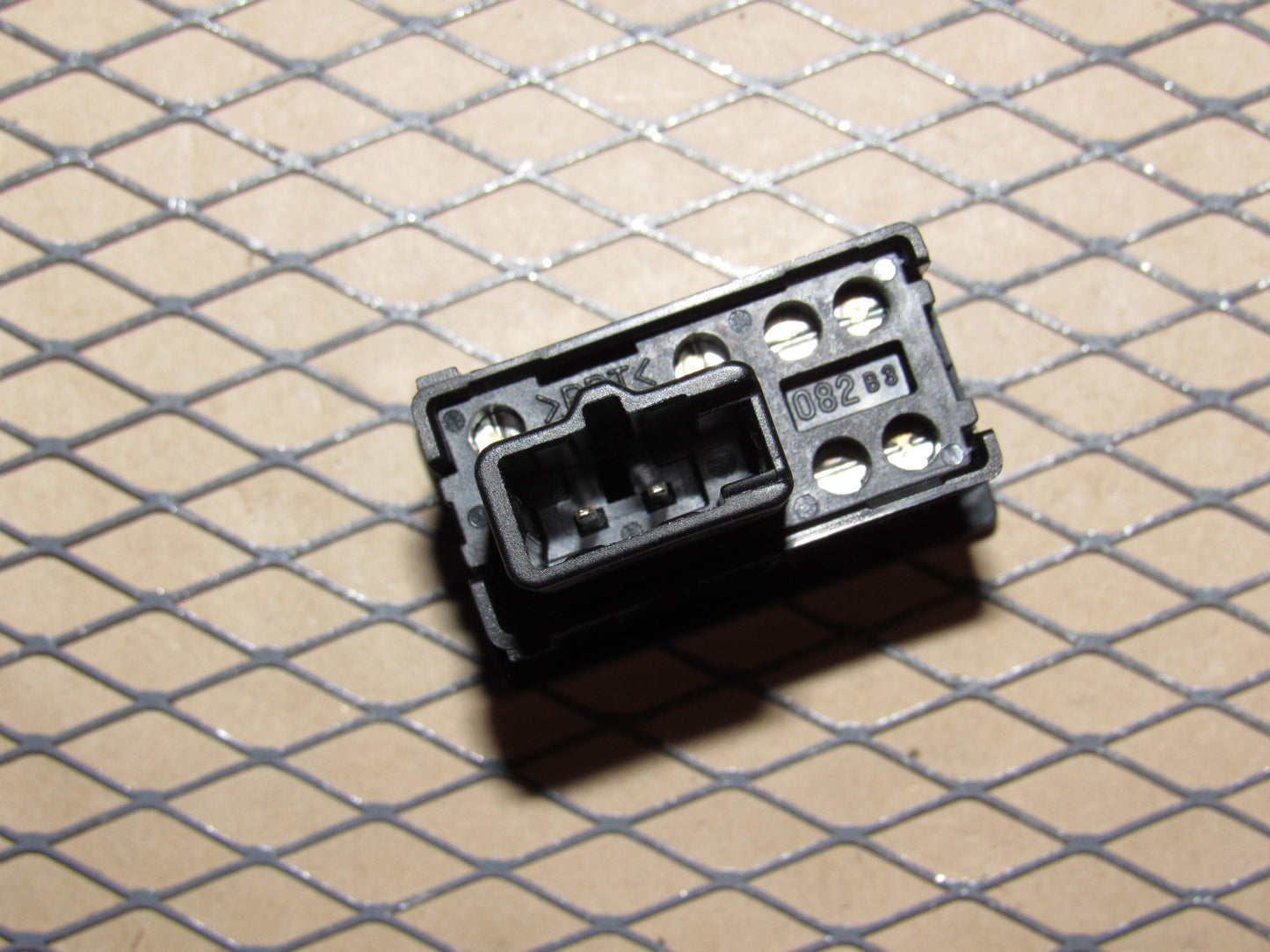 03 04 05 06 07 08 Toyota Corolla OEM Dash Anti Theft Alarm Security Light Lamp