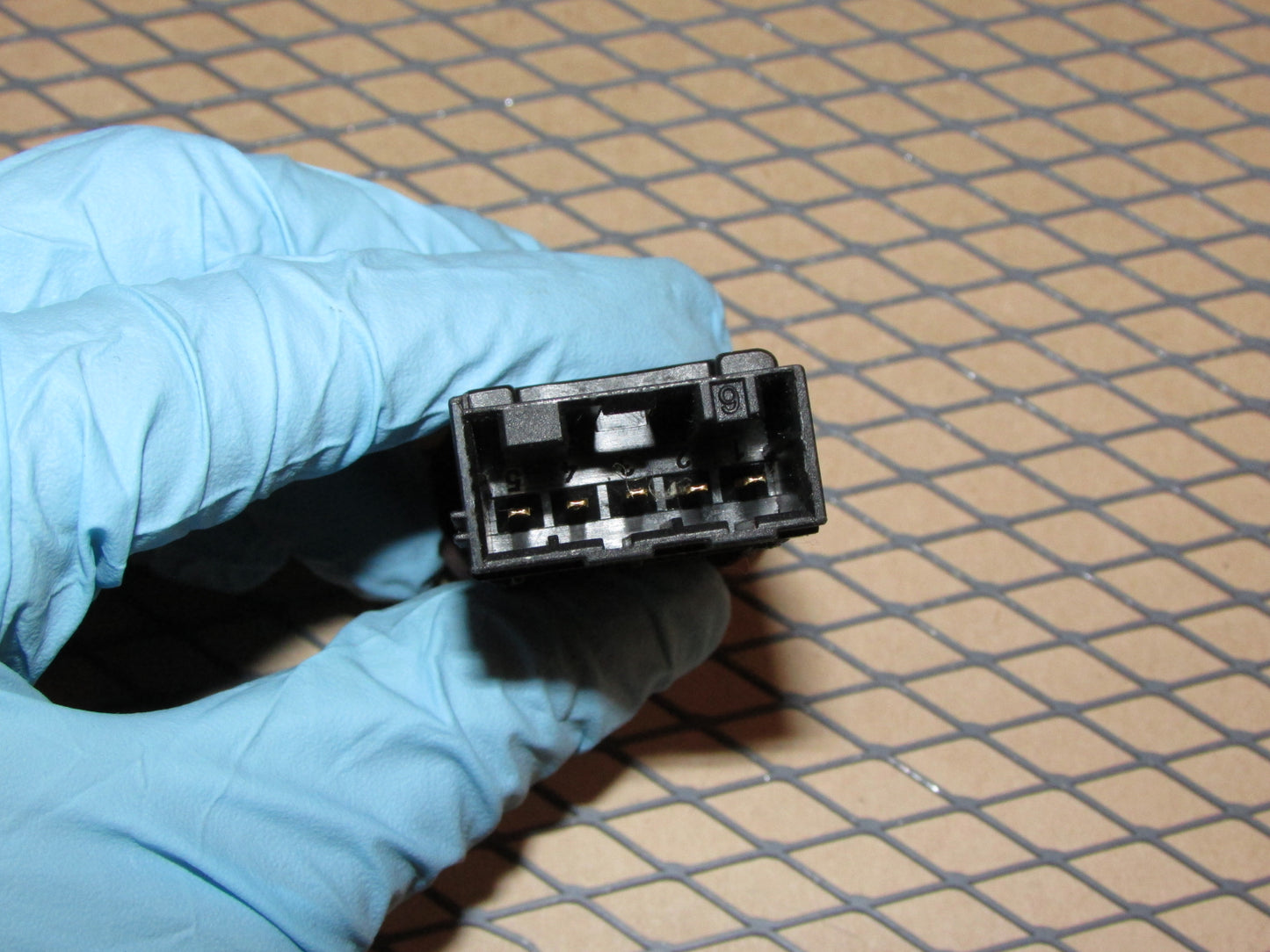 02 03 Land Rover Freelander OEM HDC Hill Descent Control Switch