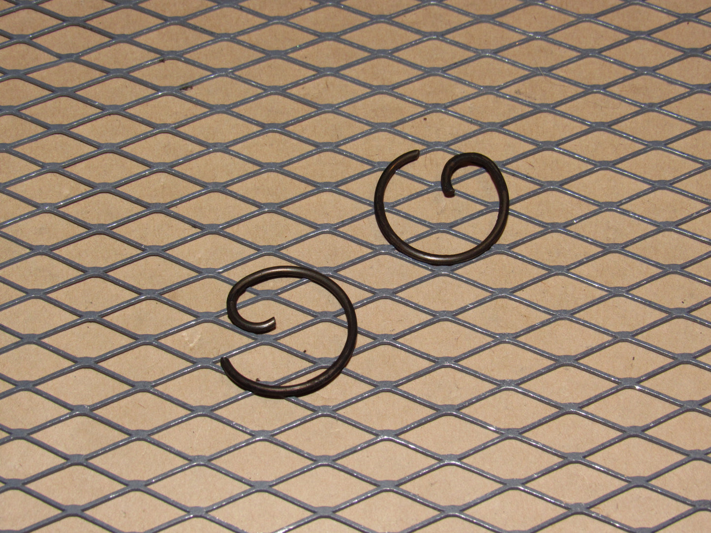 90 91 92 93 Mazda Miata OEM 1.6L Piston Rod Lock Clip