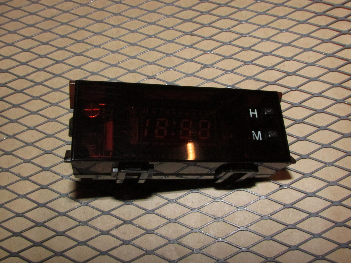 98 99 00 01 02 Toyota Corolla OEM Dash Digital Clock