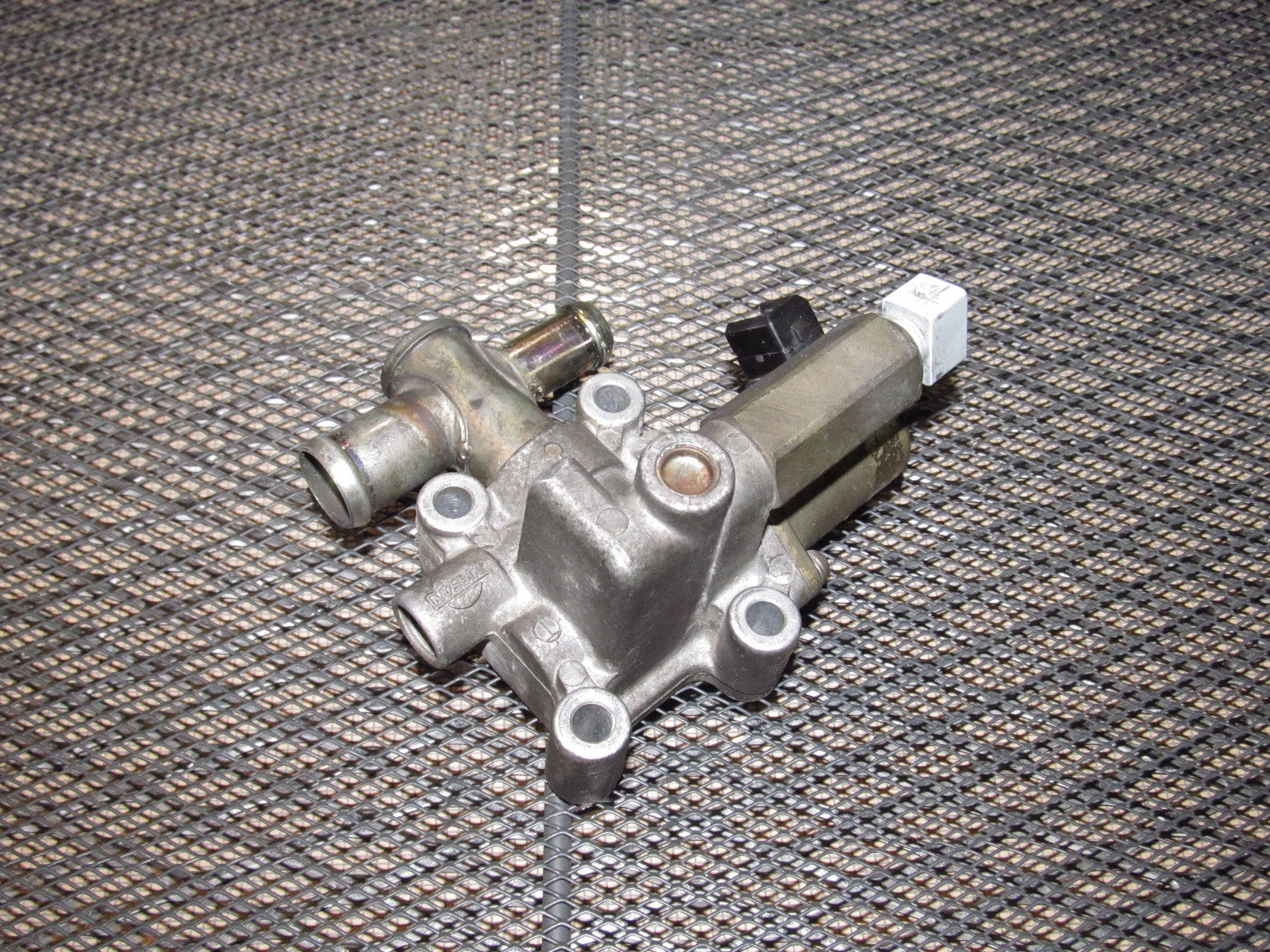 ニア 90-96 Nissan 300zx OEM IACV Idle Air Control Valve - None Turbo