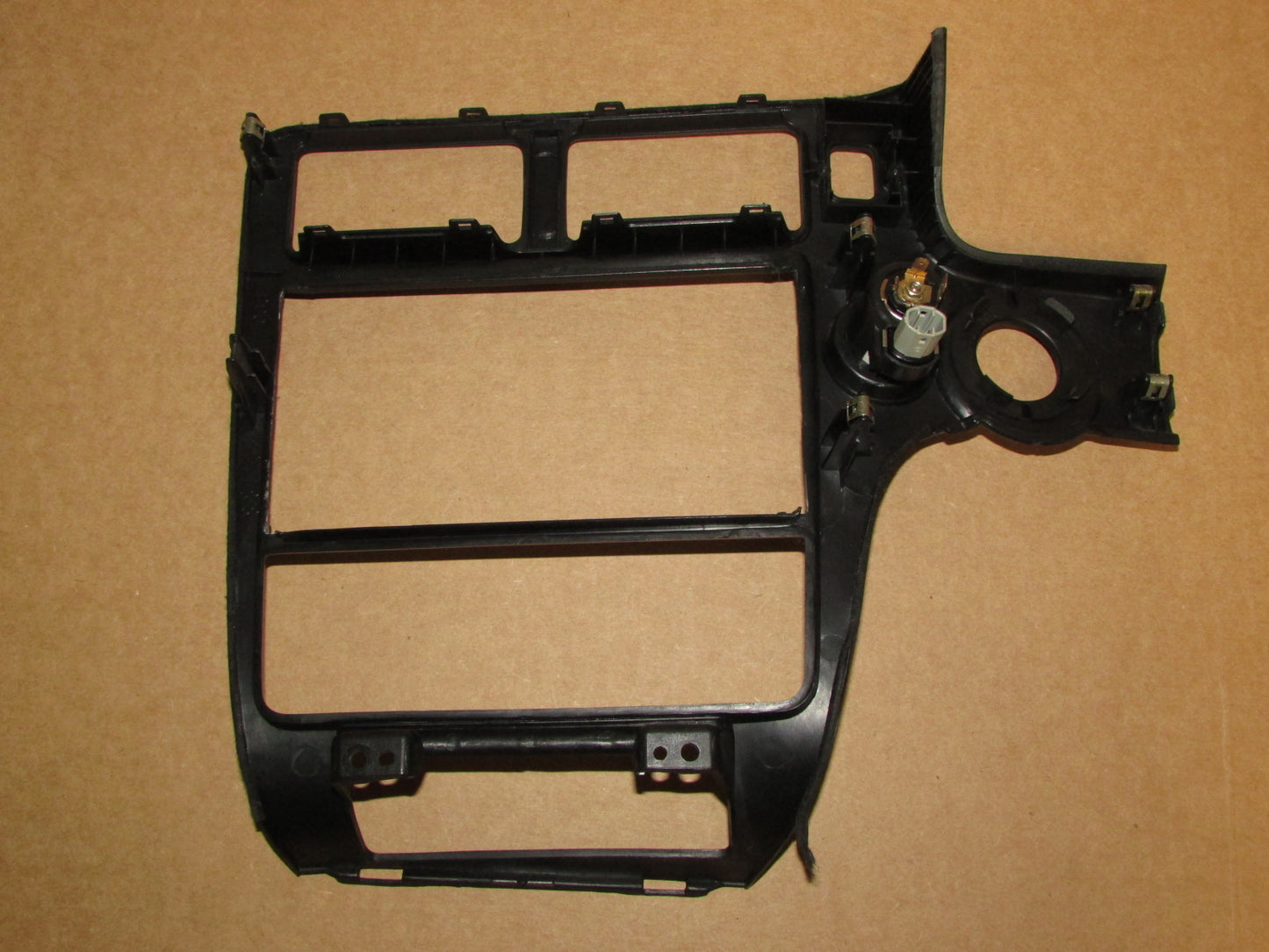 91 92 93 94 95 Toyota MR2 OEM Dash Climate Control Radio Stereo Bezel Cover