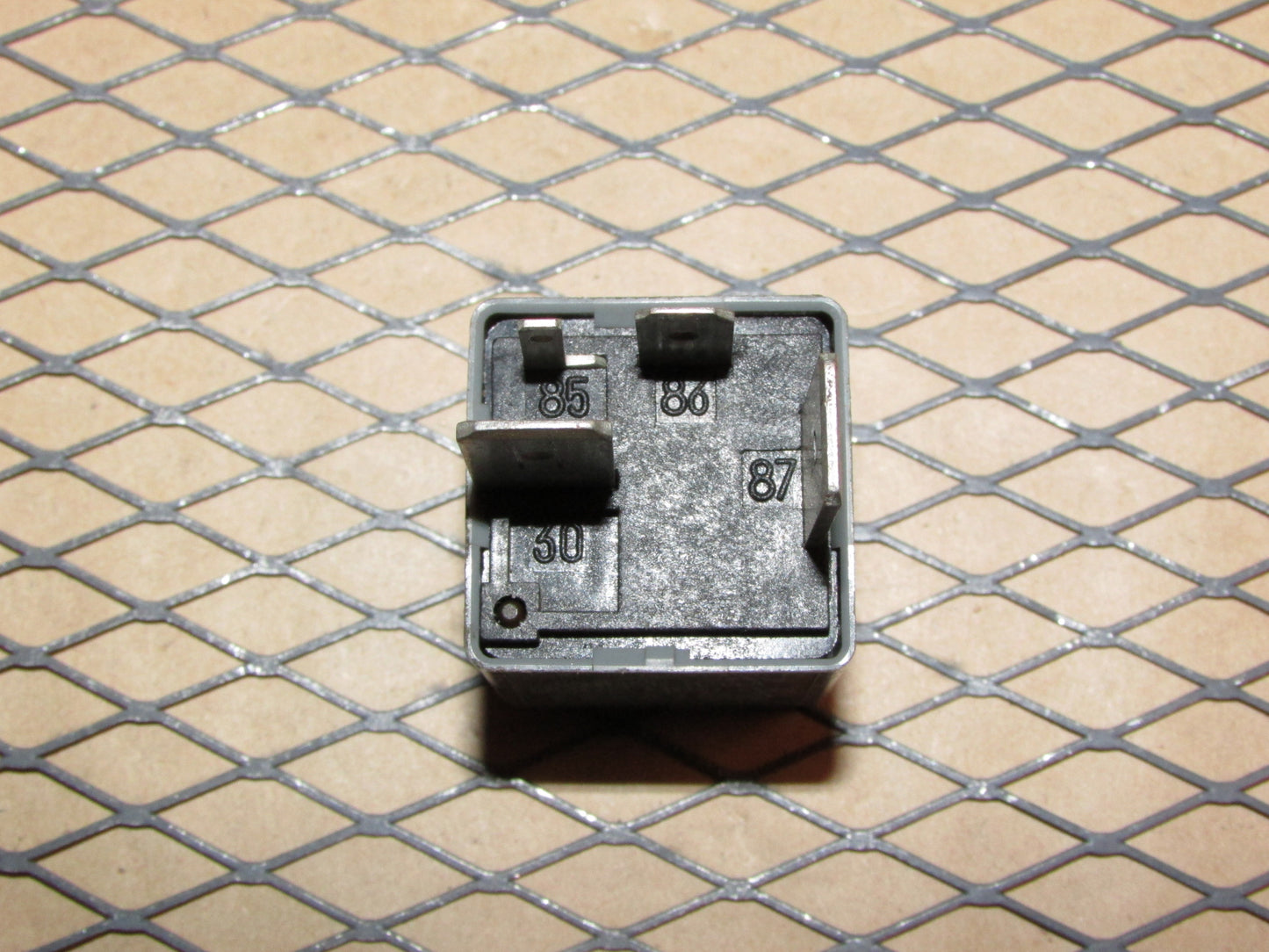 Audi & Volkswagen Relay (167) 191 906 383 C