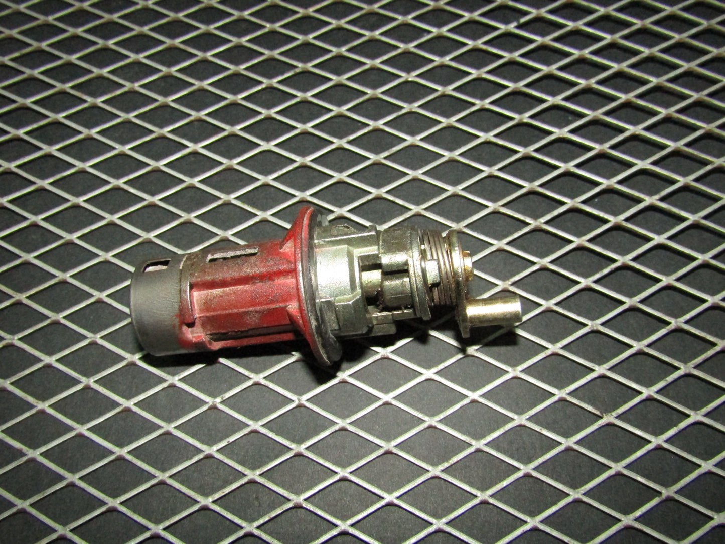 94 95 96 97 Mitsubishi 3000GT OEM Rear Trunk Lock Cylinder Tumbler