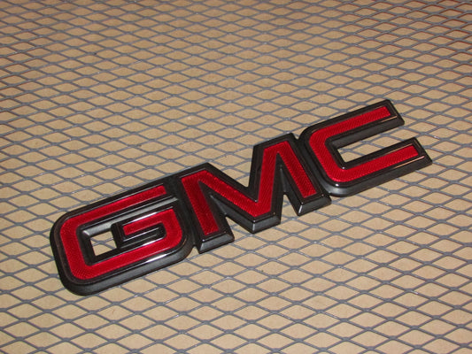99 00 01 02 GMC Sierra OEM Rear Tailgate GMC Emblem Badge