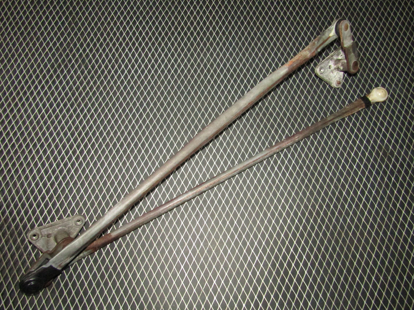 94 95 96 97 Mitsubishi 3000GT OEM Front Wiper Linkage