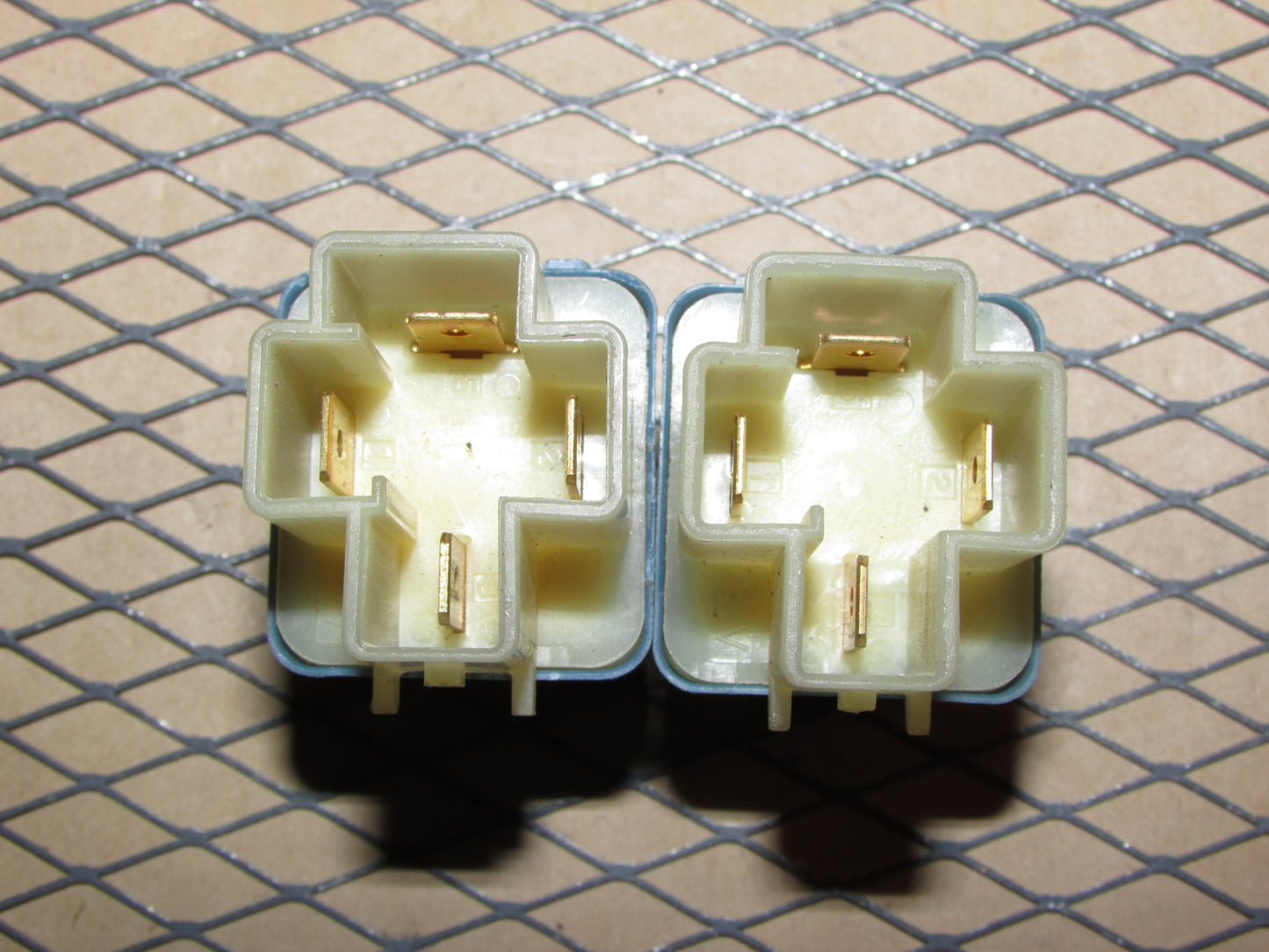 Nissan & Infiniti Relay 25230-79981