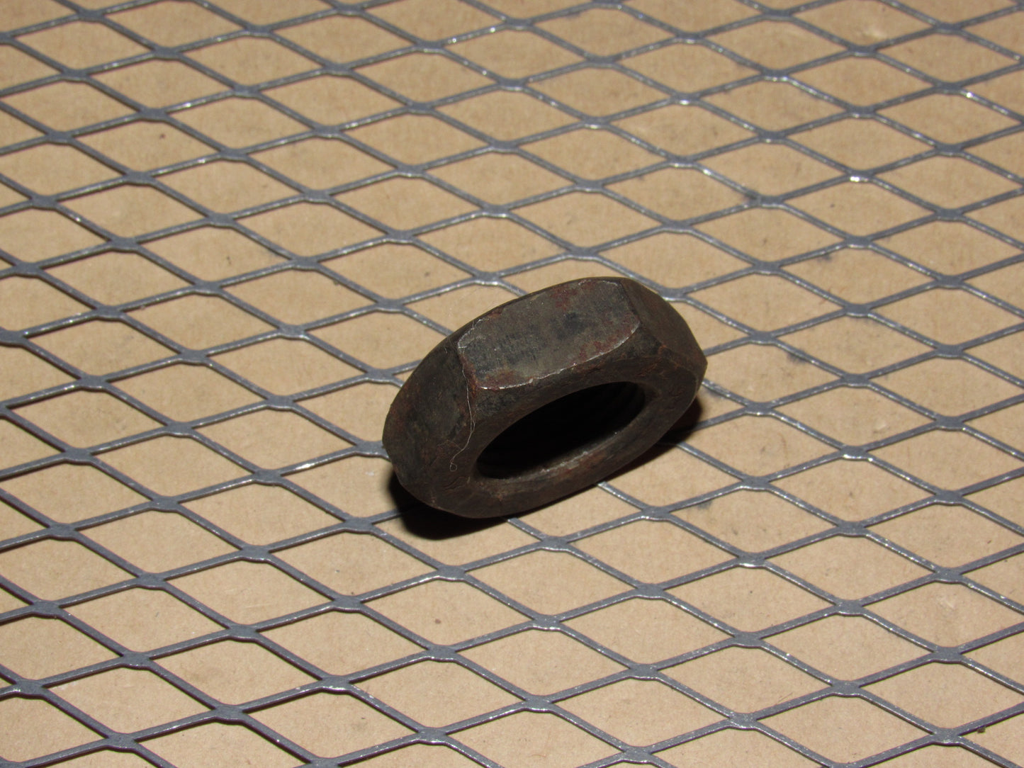 68 69 70 71 Volkswagen Beetle OEM Steering Wheel Lock Nut & Washer