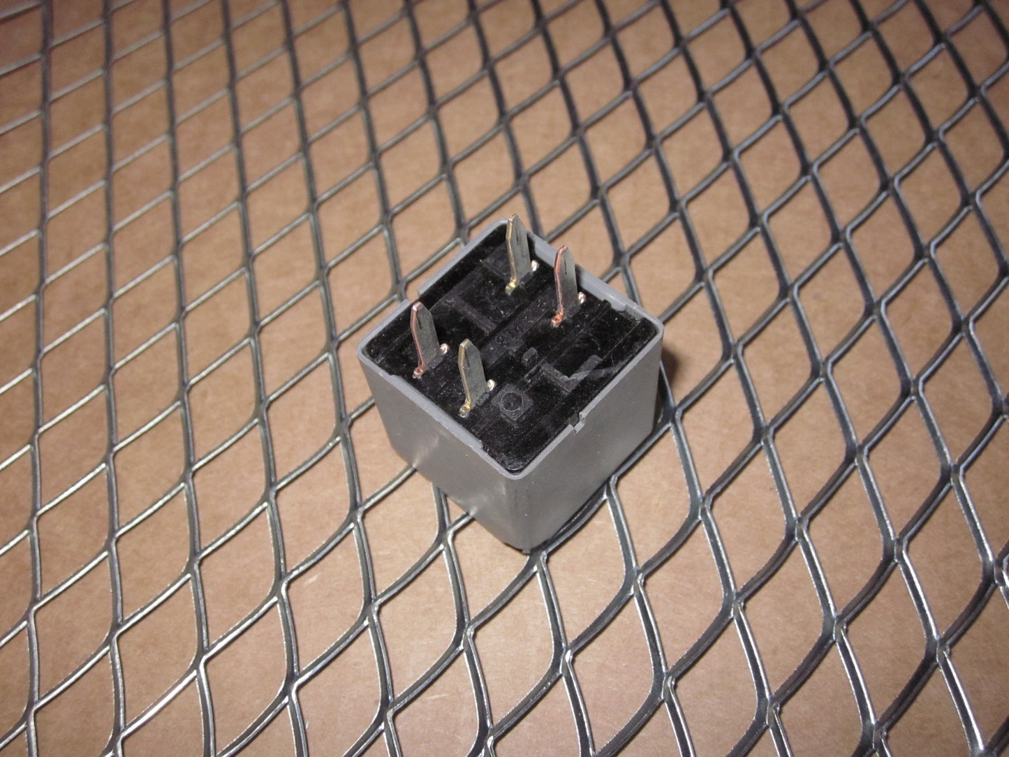 Kia Relay 0K 2A1 67 740