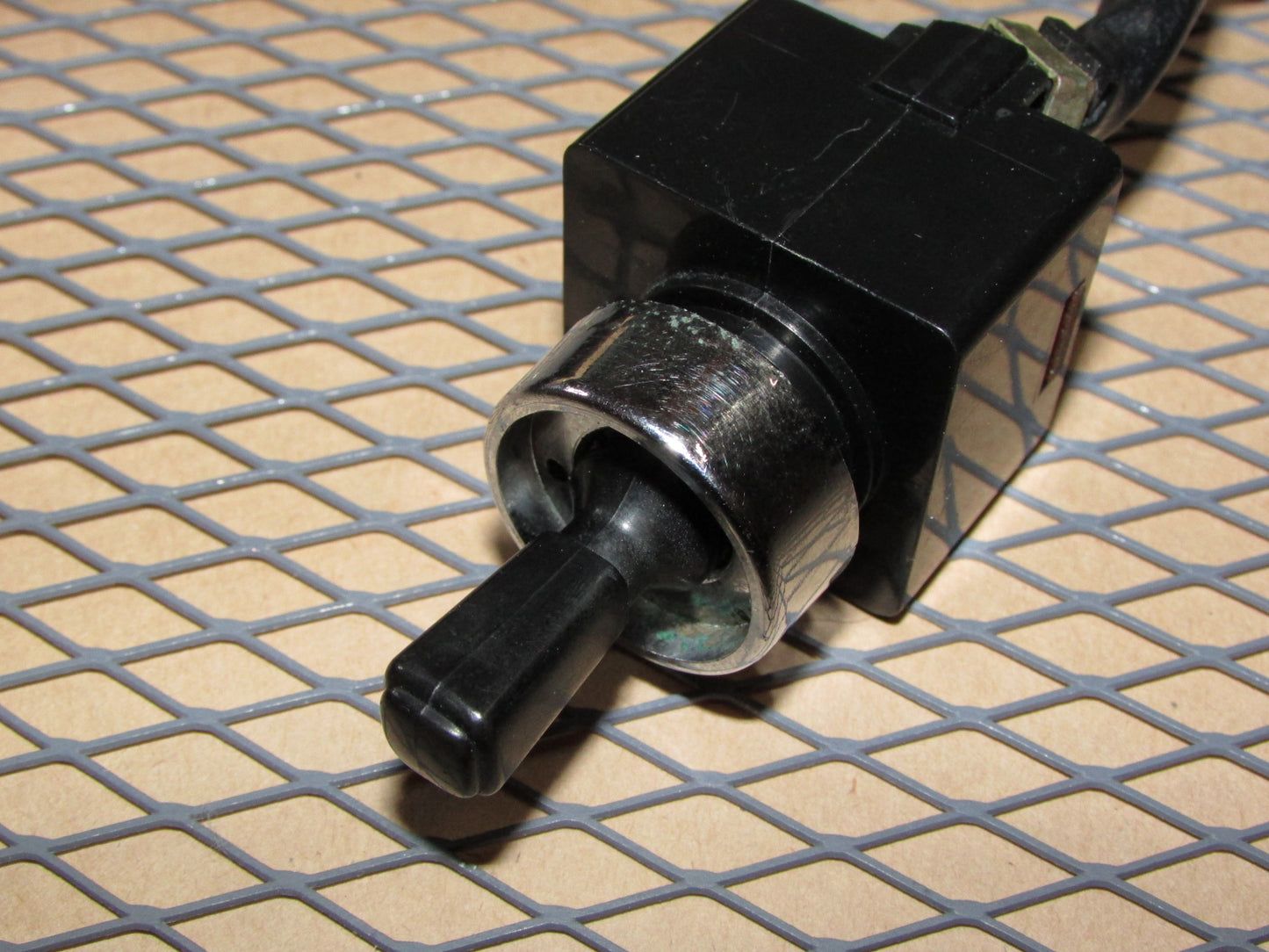 79 80 81 82 83 Datsun 280zx OEM Power Mirror Switch Chrome Lock Ring