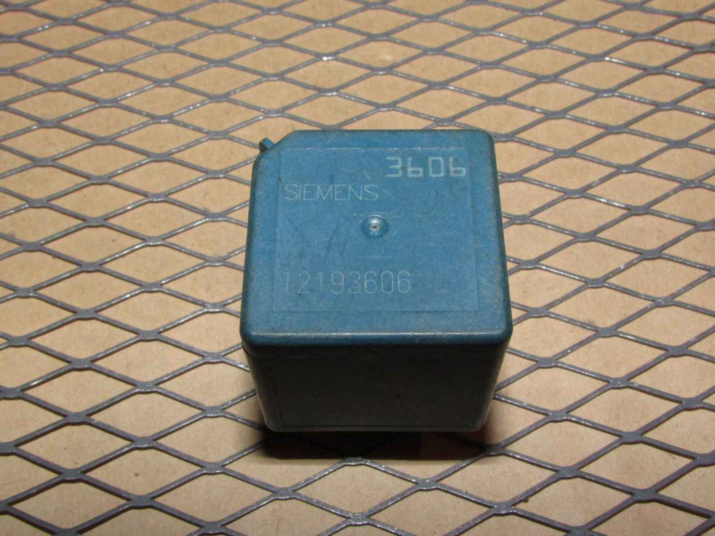 GM Relay 3606 / 12193606