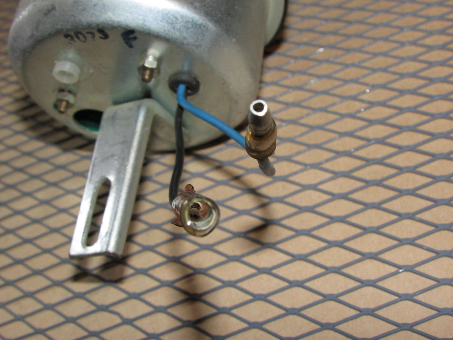 70 71 72 73 Datsun 240z OEM Dash Analog Clock