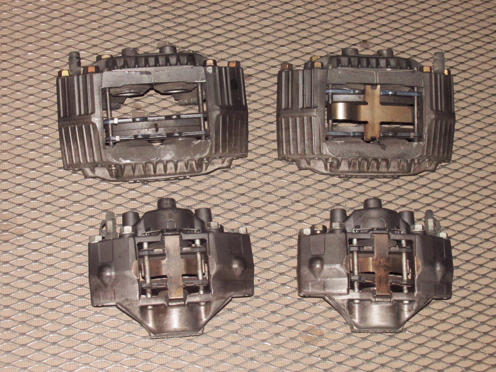 カルビ出品 90 91 92 93 94 95 96 Nissan 300zx OEM Brake Caliper - Twin Turbo