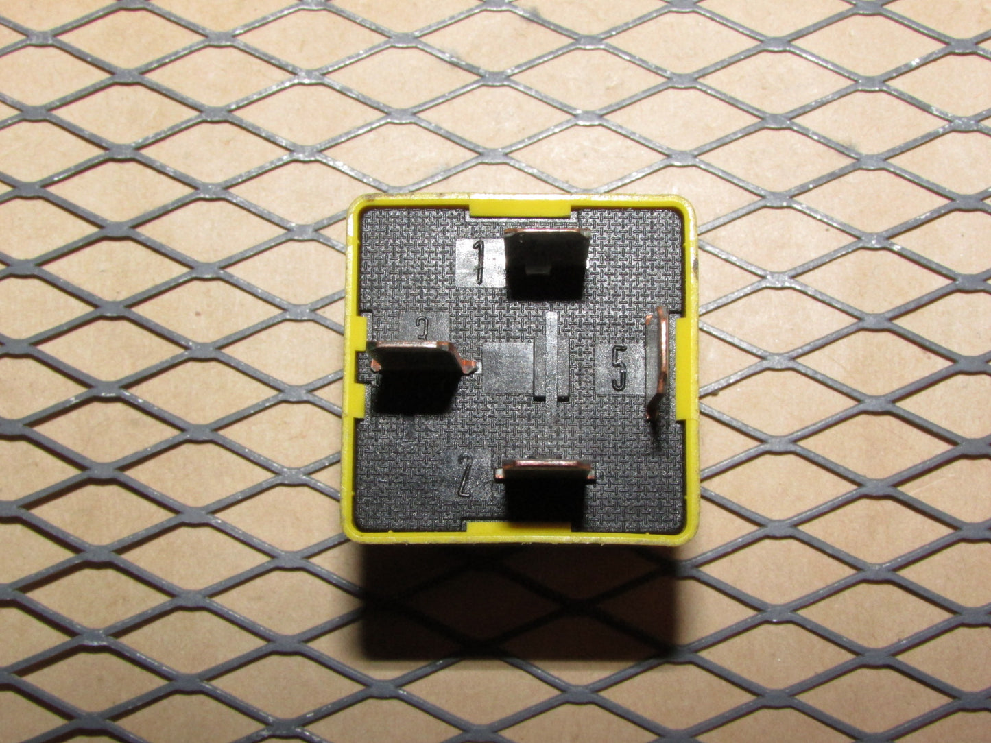 Ford Relay 93BG 14N089 B1B / V23136-B1-X33