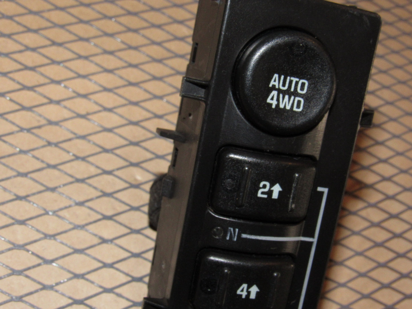 03 04 05 06 Chevrolet Silverado OEM Auto 4WD 2WD Transfer Case Switch