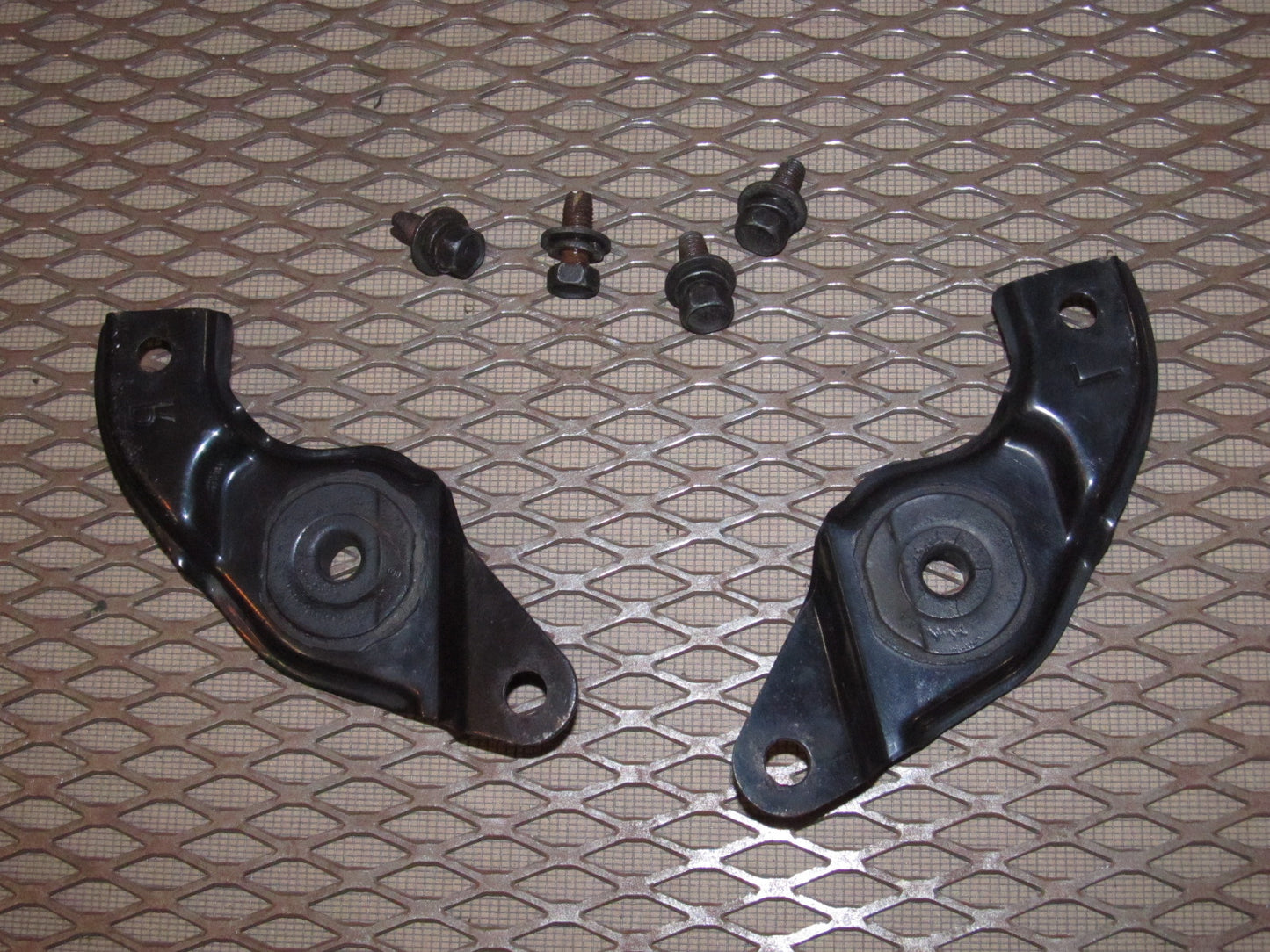 94 95 96 97 Mitsubishi 3000GT OEM Upper Radiator Holder Mounting Bracket