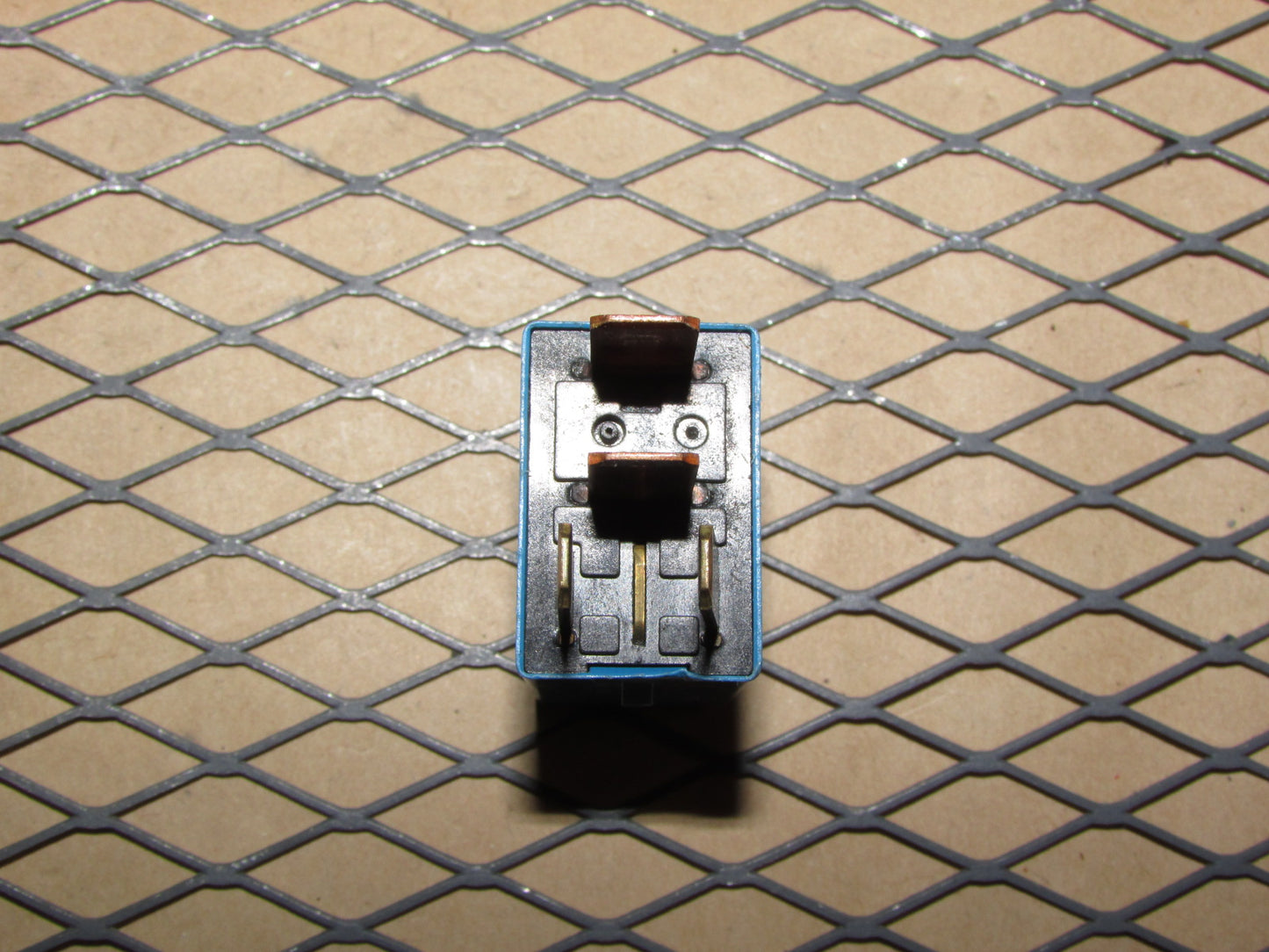 Kia Relay 95220 FL000