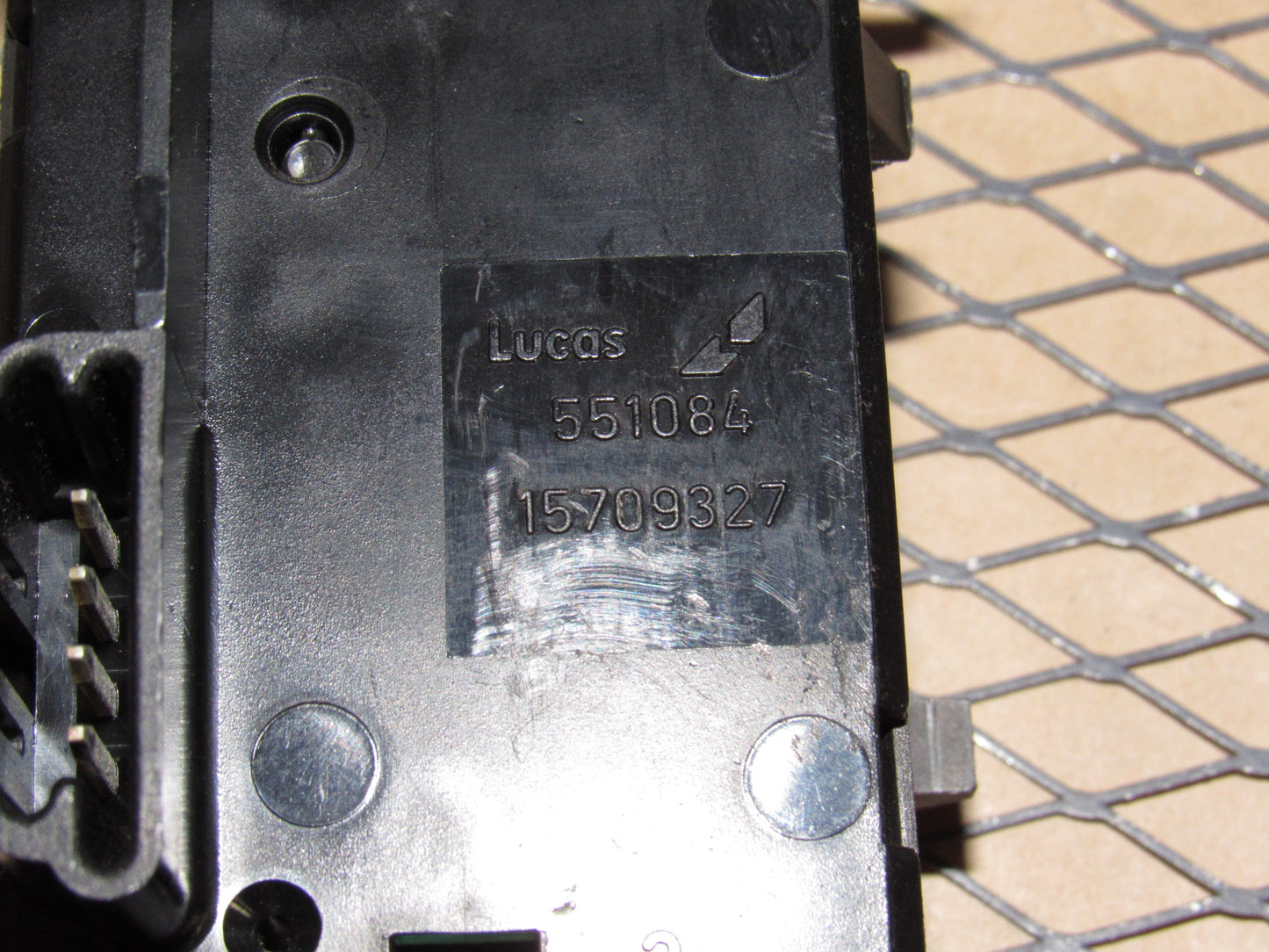 00 01 02 Chevrolet Suburban OEM Auto 4WD 2WD Transfer Case Switch