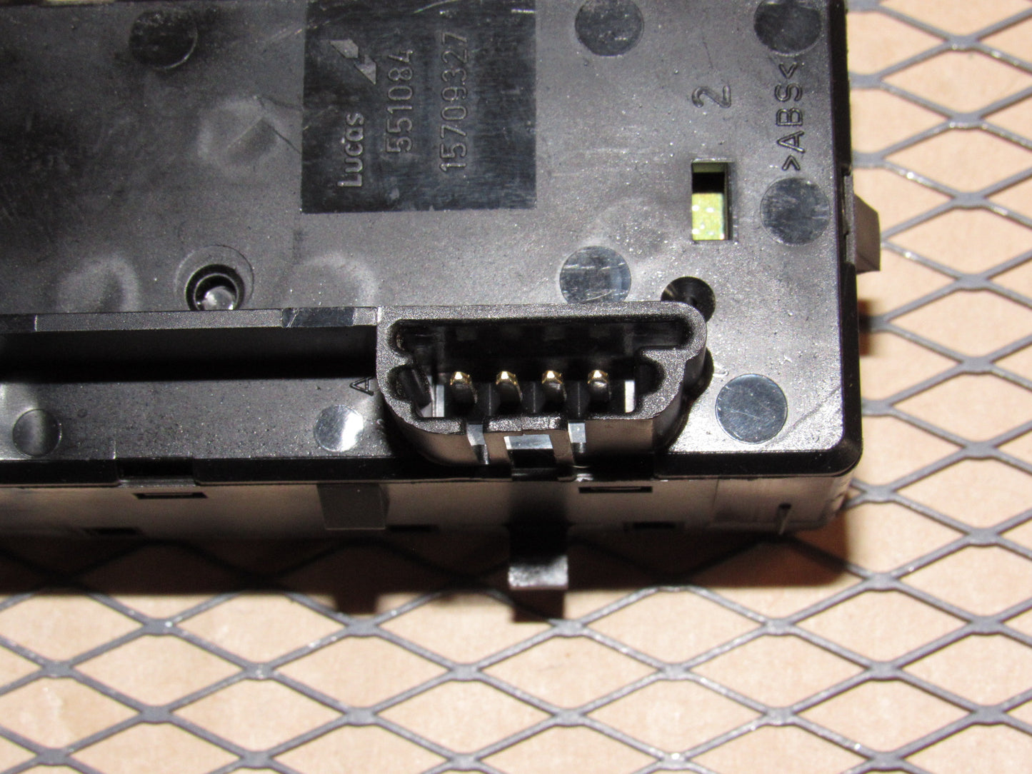 00 01 02 GMC Yukon OEM Auto 4WD 2WD Transfer Case Switch