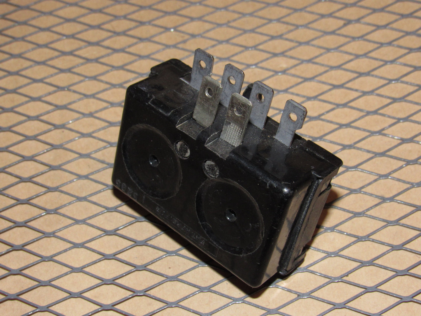 86 87 88 89 90 91 92 Jeep Comanche OEM Chime Buzzer Unit