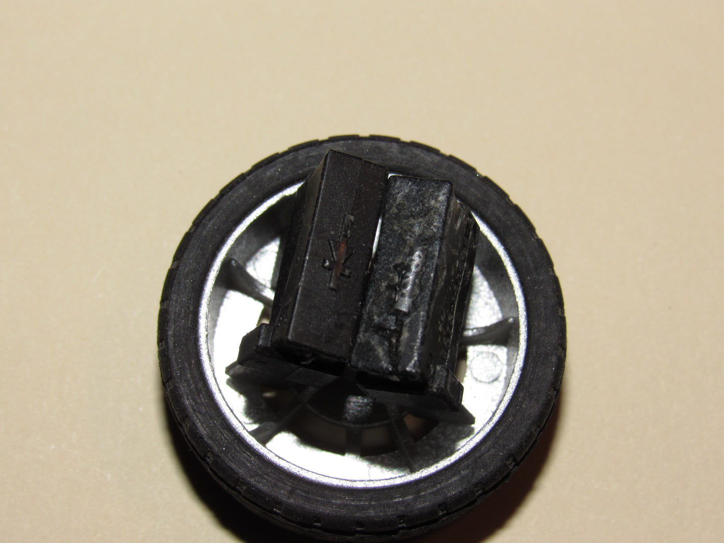 Ford Diode F57B-14A604-A