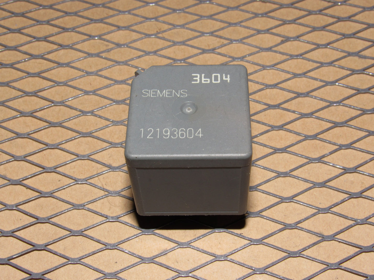 GM Relay 3604 / 12193604