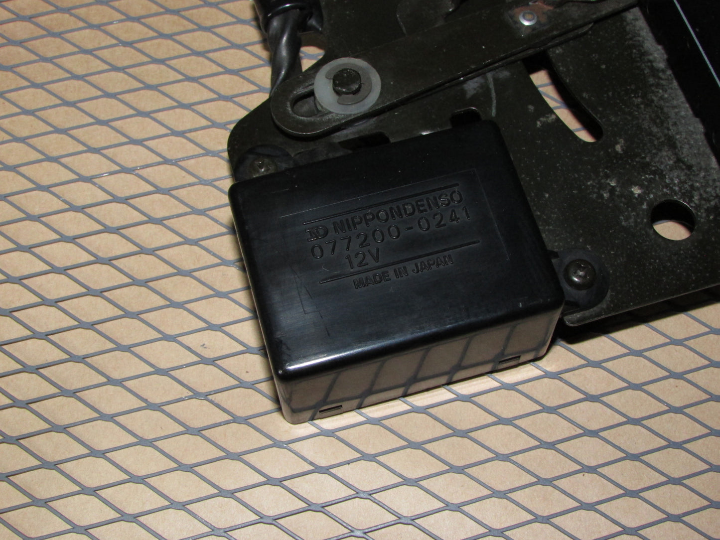 84 85 Mazda RX7 OEM Manual Climate Control A/C Control Module 077200-0241