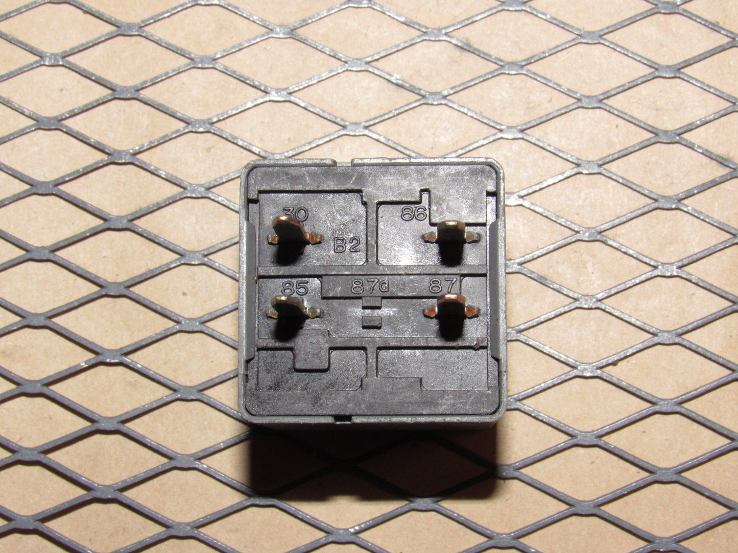 Hyundai Relay 95230-38000