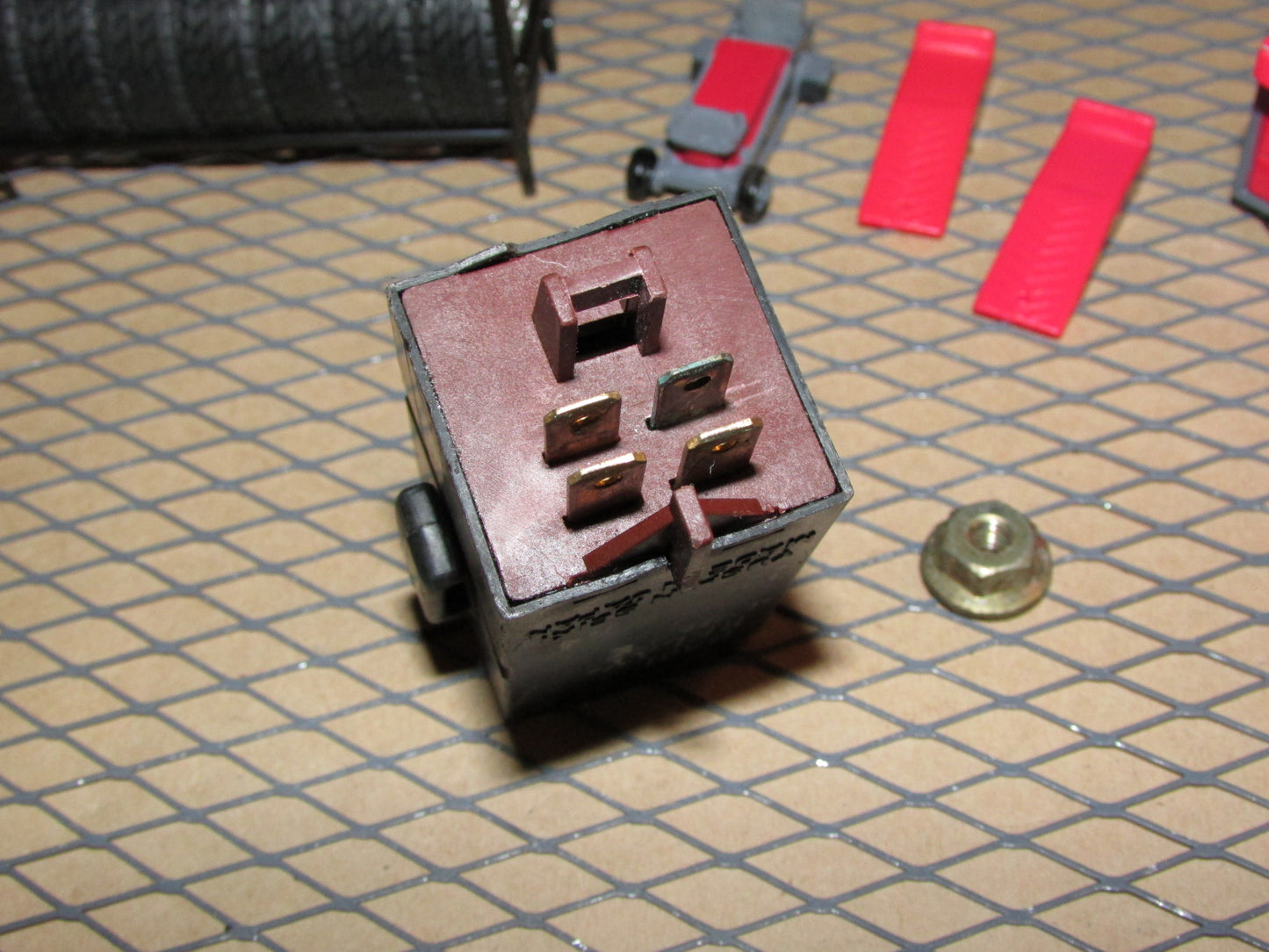 81 82 83 84 85 Mazda RX7 OEM BA01 Check Lamp Relay