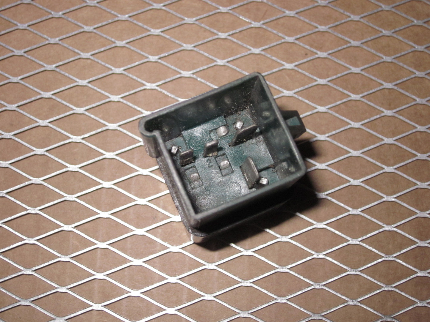 Ford Relay 1LB E1VB 9345 AA