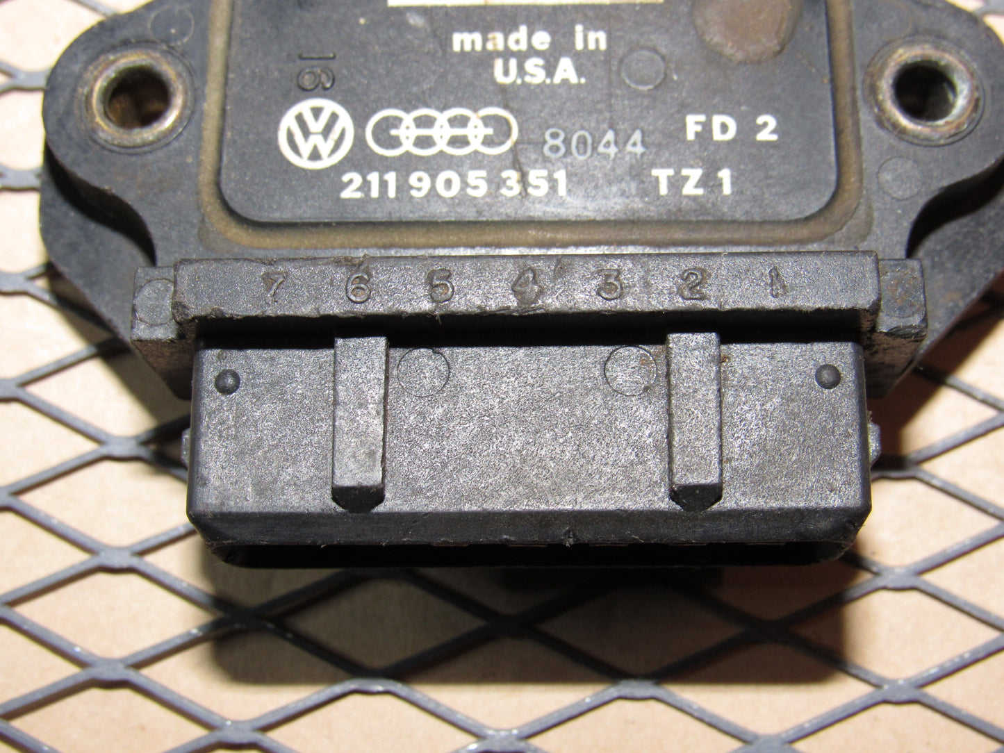 82 83 84 85 86 87 88 89 Volkswagen Scirocco OEM Ignition Control Module Igniter