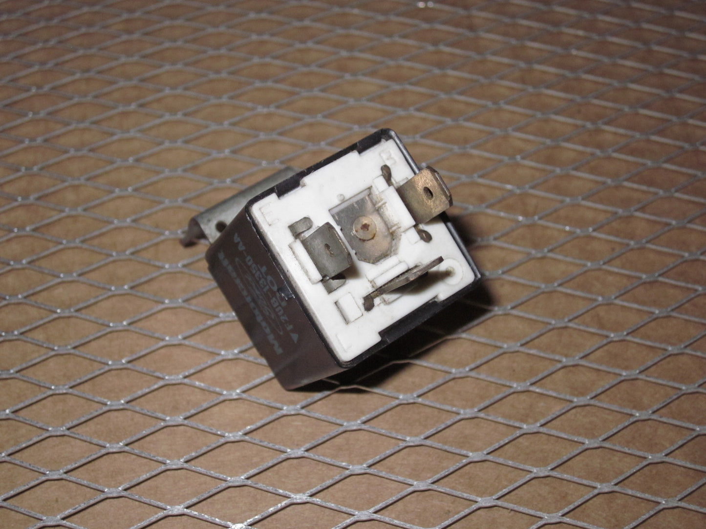 Ford Relay FC264EB 166500-0490