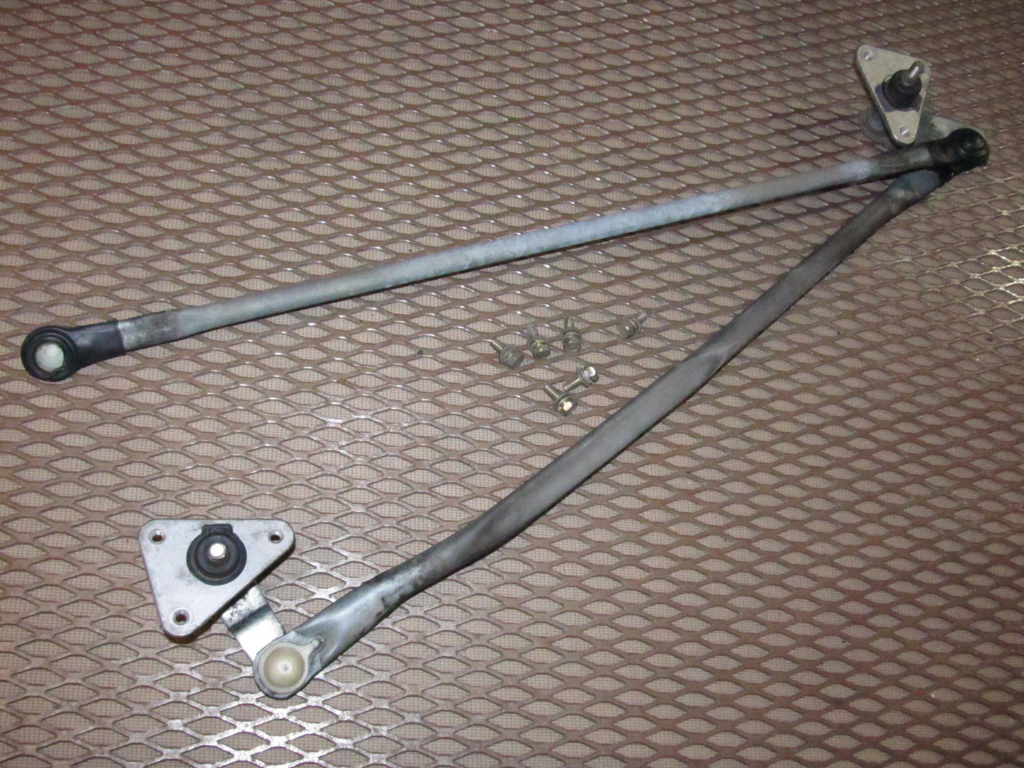 94 95 96 97 Mitsubishi 3000GT OEM Front Wiper Linkage
