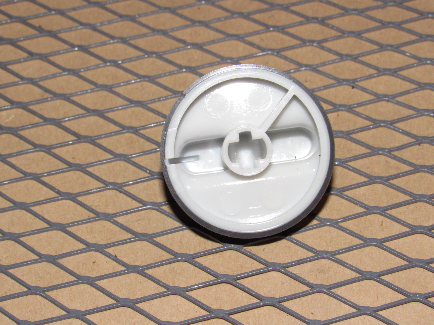 02 Chevrolet Avalanche OEM Headlight Switch Knob