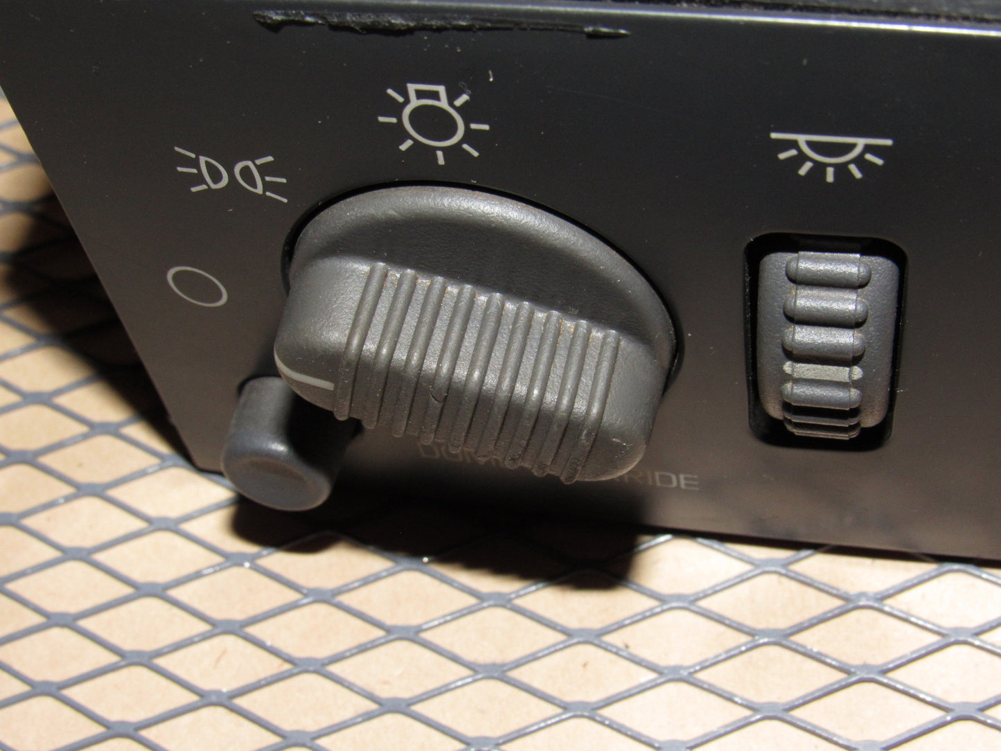 99 00 01 02 Chevrolet Silverado OEM Headlight & Dash Light illumination Dimmer Switch