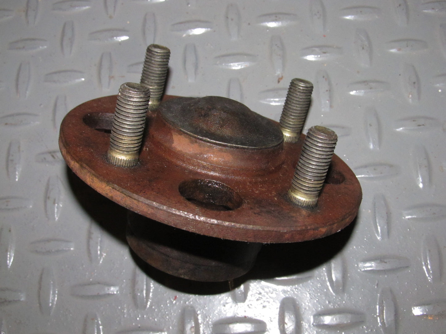 88 89 90 91 Honda Civic Rear Wheel Hub