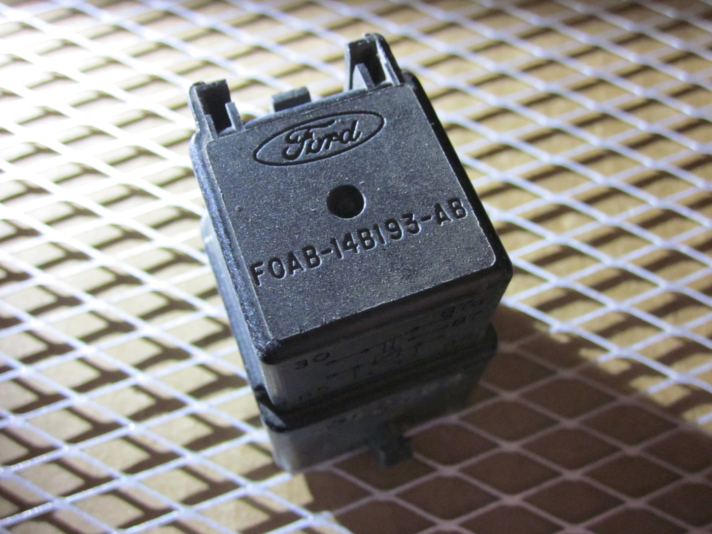 Ford Relay F0AB-14B193-AB