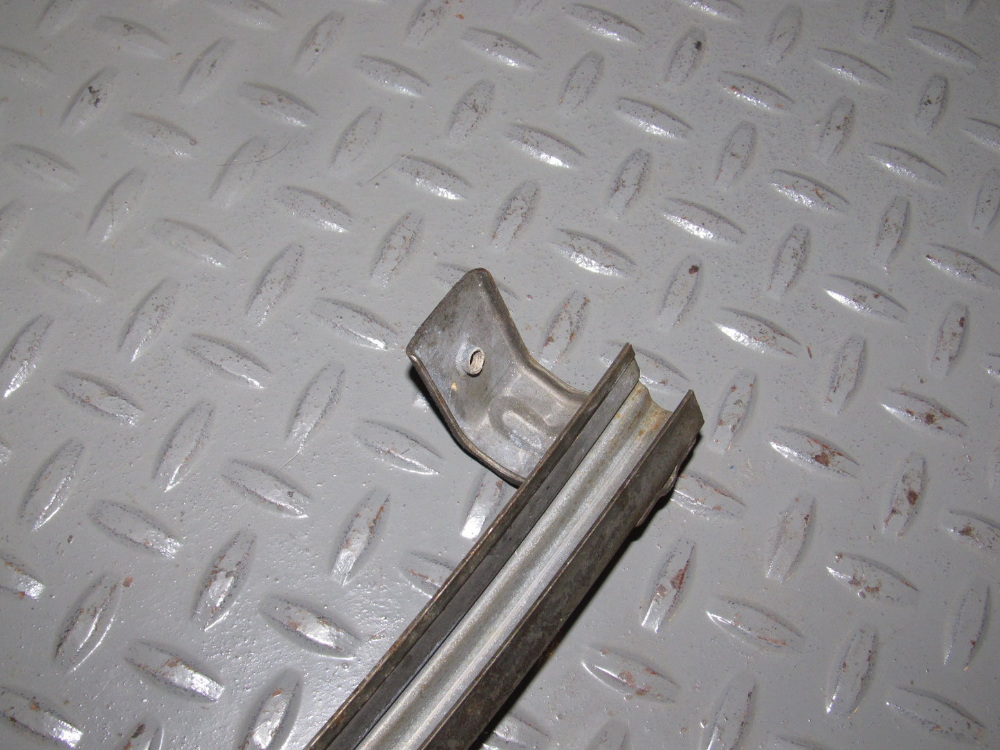 92 93 94 95 Honda Civic OEM Window Regulator Guide - Right