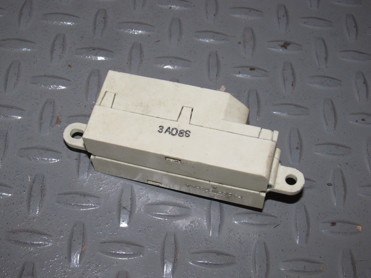 94 95 96 97 98 Ford Mustang Ignition Switch F4DC-11572-AA