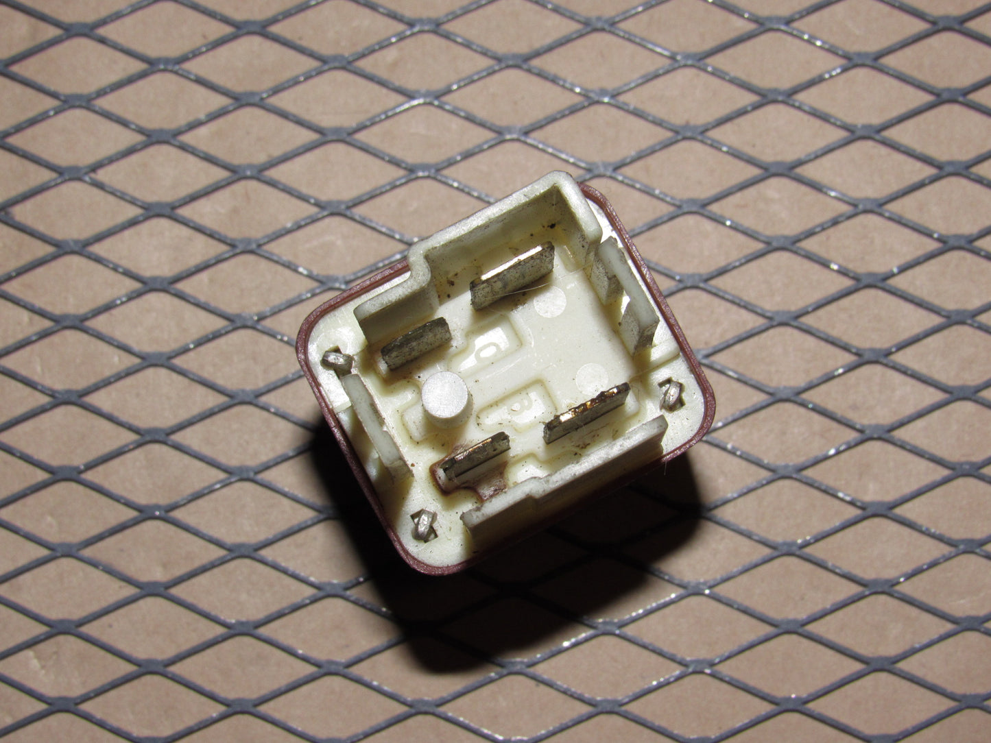 Toyota & Lexus Relay 90987-02006