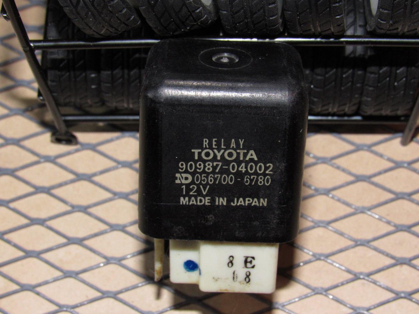 Toyota & Lexus Relay 90987-04002