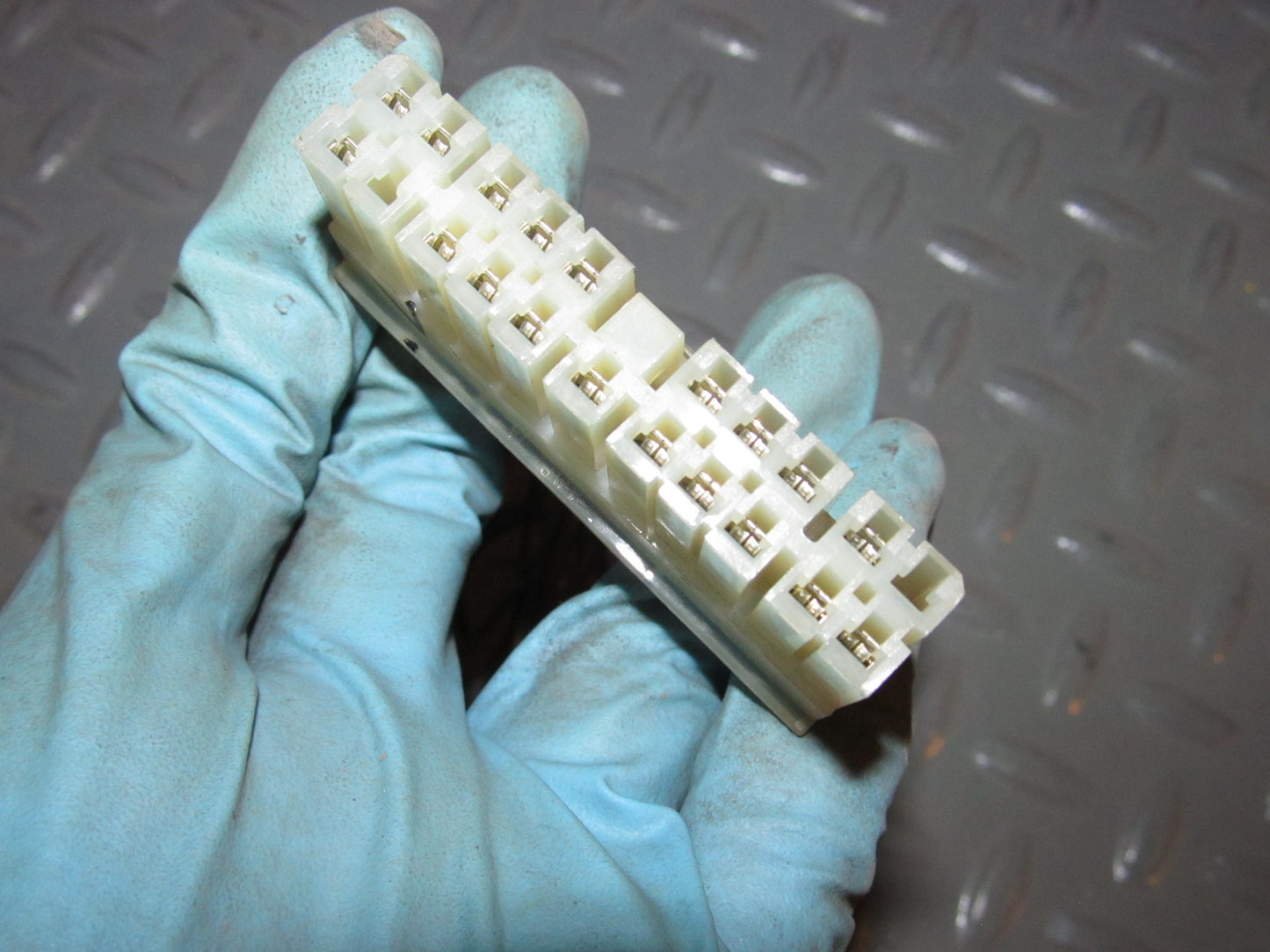 81 82 83 Mazda RX7 OEM A/T 12A ECU Engine Emission Control Unit Computer Pigtail Harness