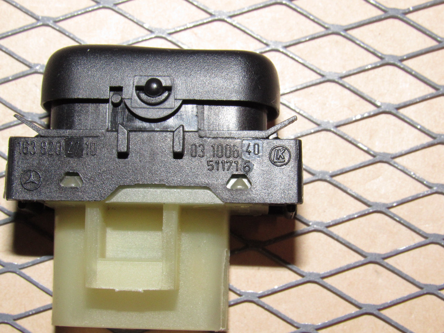 98 99 00 01 02 03 Mercedes Benz ML320 OEM Traction ESP Switch