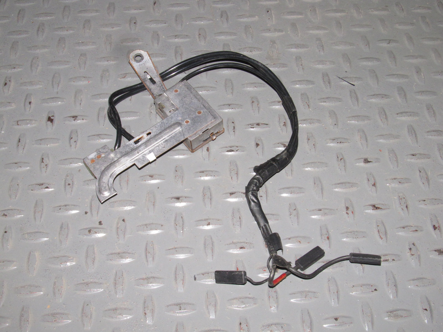 86 87 88 Toyota Supra OEM Rear Window Defroster Resistor Module