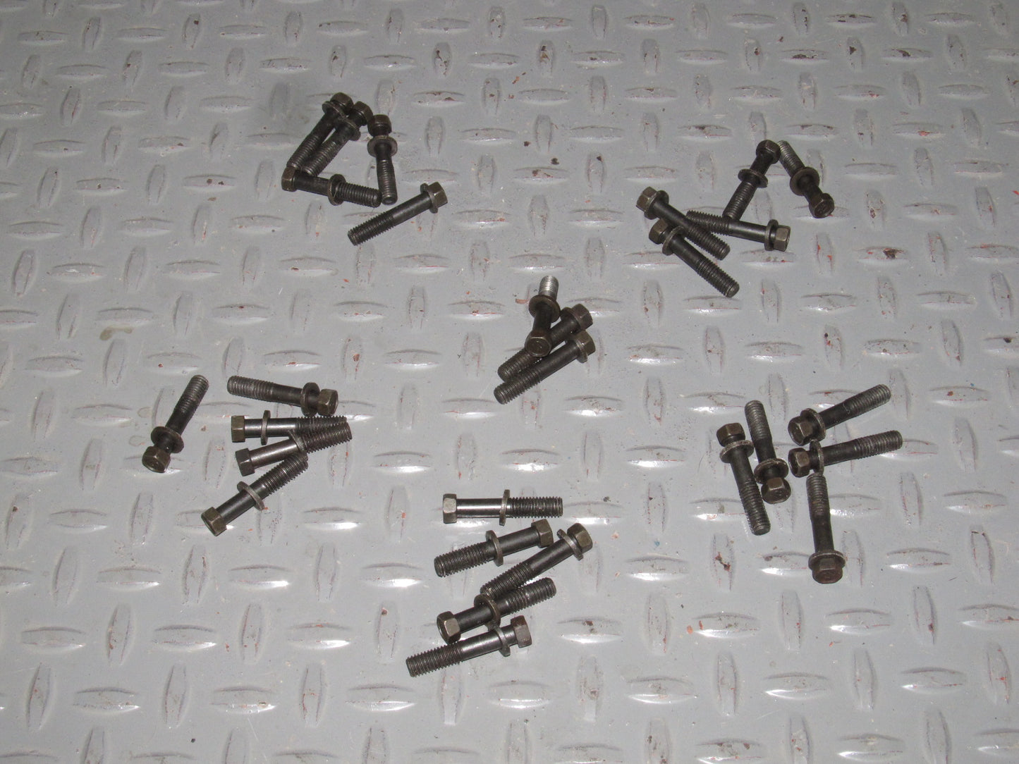 86 87 88 Toyota Supra Non Turbo OEM Engine Camshaft Bearing Cap Mounting Bolt Set