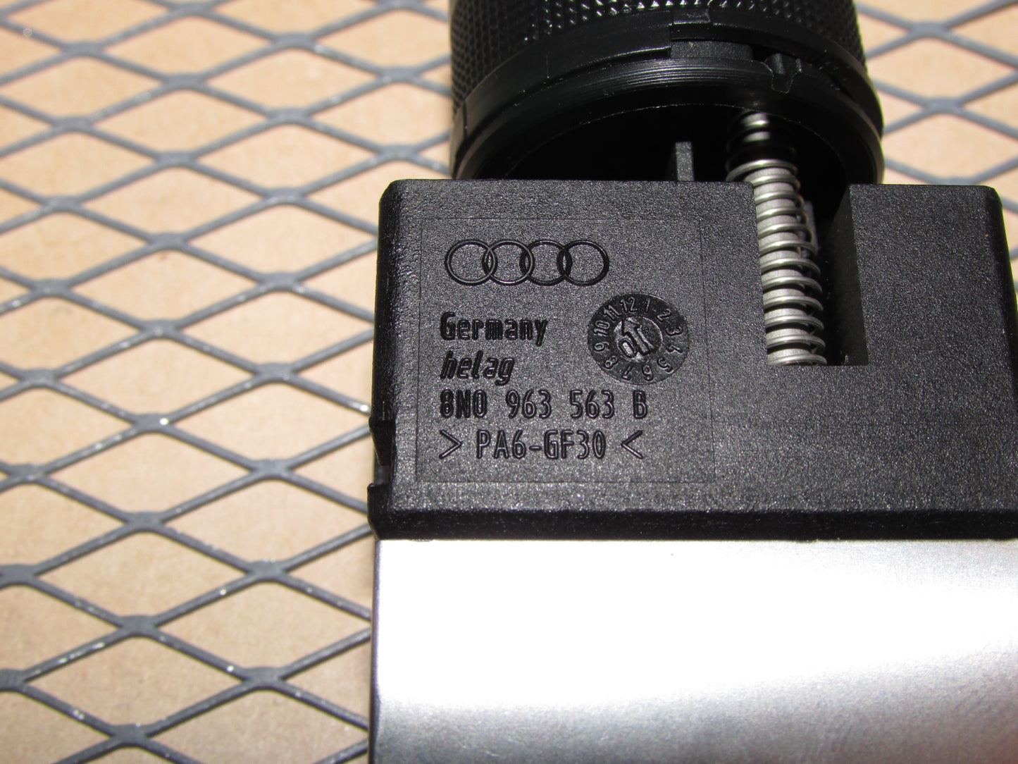 99 00 01 02 03 04 05 06 Audi TT OEM Heated Seat Switch - Right