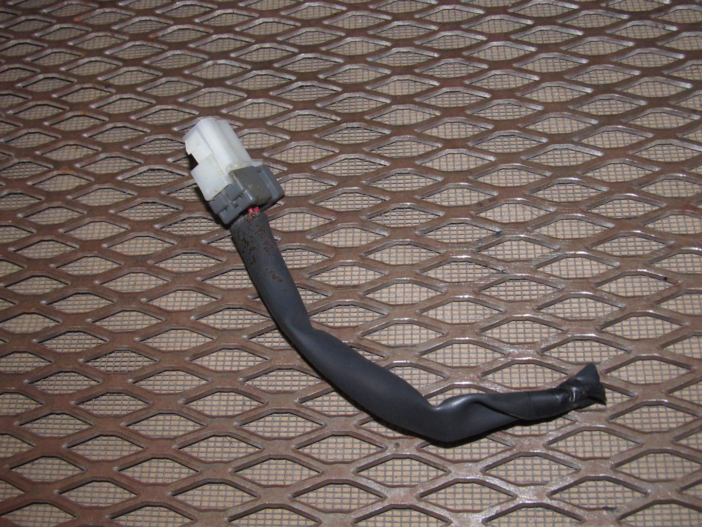 94 95 96 97 Mitsubishi 3000GT OEM Interior Map Dome Light Pigtail Harness