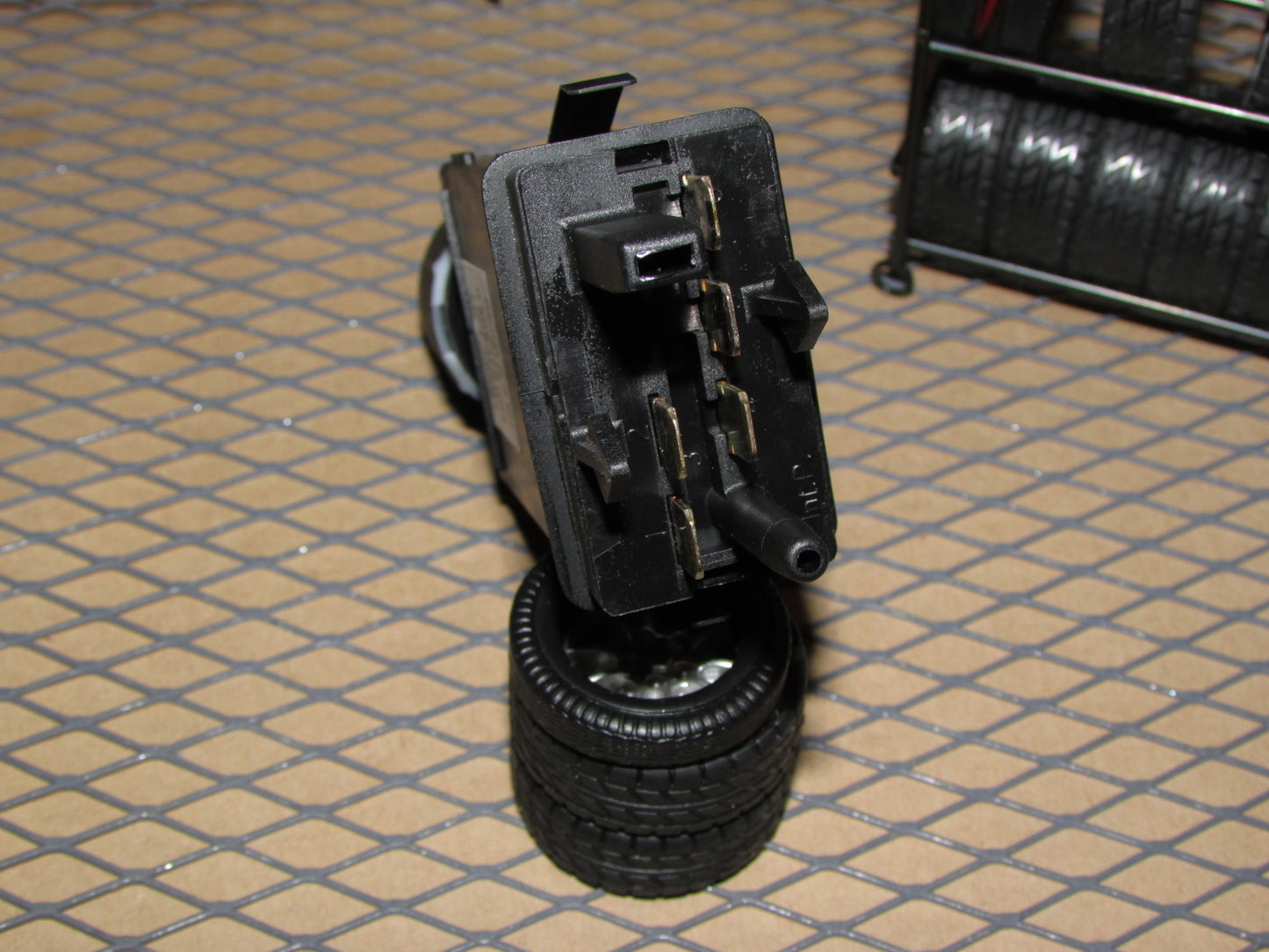 99 00 01 02 03 04 05 06 Audi TT OEM Rear Defroster Switch